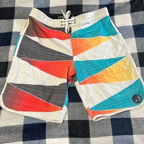 MENS oneill board shorts sz 32 - Picture 1 of 3